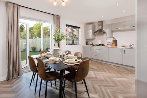 3 bedroom end terraced house for sale