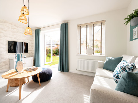3 bedroom end terraced house for sale