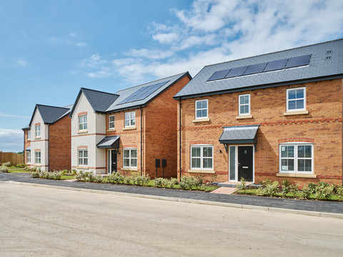 4 bedroom detached house for sale