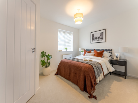 3 bedroom end terraced house for sale