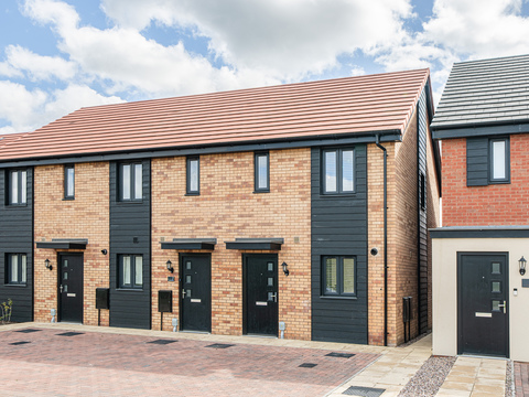 2 bedroom terraced house for sale