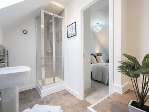 Monkton Heathfield, Somerset TA2 