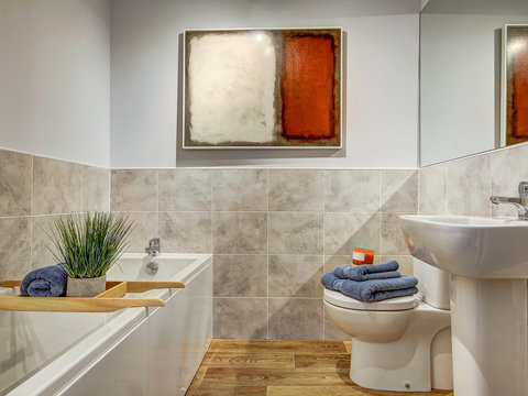 3 bedroom end terraced house for sale