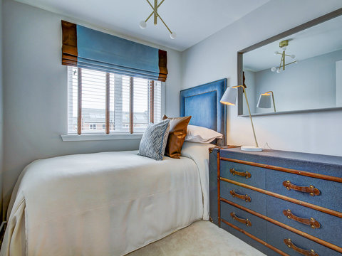 3 bedroom end terraced house for sale