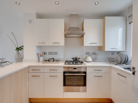2 bedroom end terraced house for sale