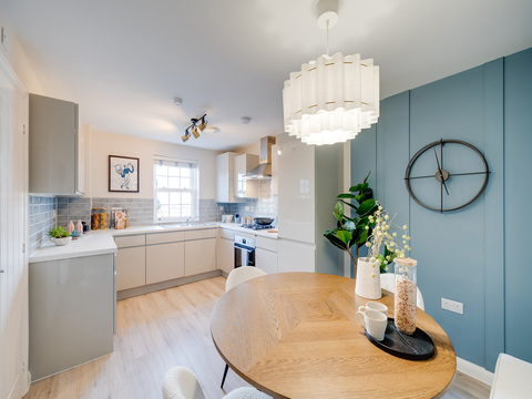 4 bedroom terraced house for sale