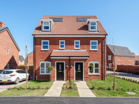 3 bedroom semi detached house for sale