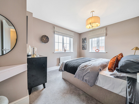 1 bedroom maisonette for sale