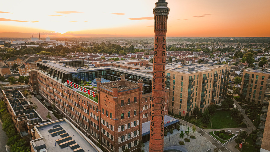 Slough, Buckinghamshire SL1 