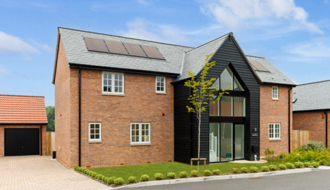 4 bedroom detached house for sale