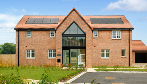 4 bedroom detached house for sale