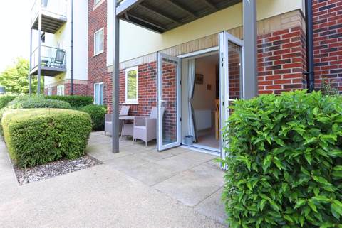 2 bedroom retirement home for sale