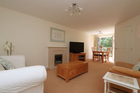 2 bedroom retirement home for sale