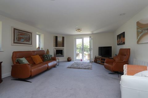 2 bedroom retirement home for sale
