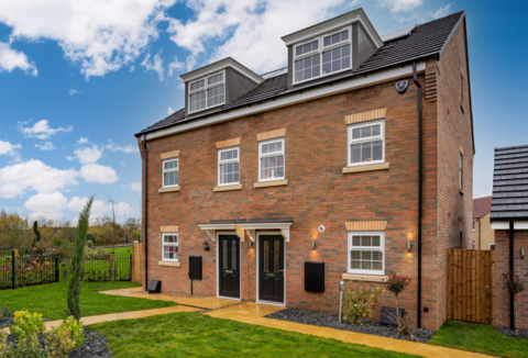 4 bedroom semi detached house for sale