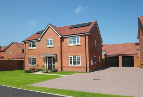 5 bedroom detached house for sale