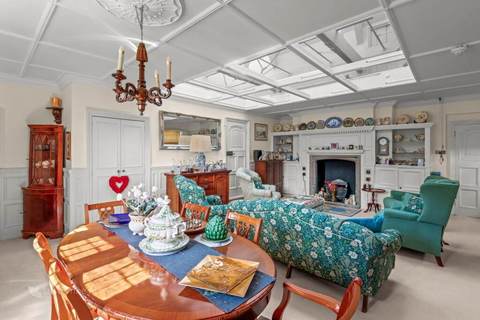3 bedroom apartment for sale