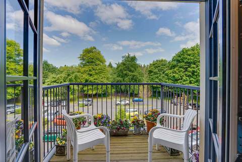 Studio apartment for sale
