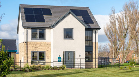 5 bedroom detached house for sale
