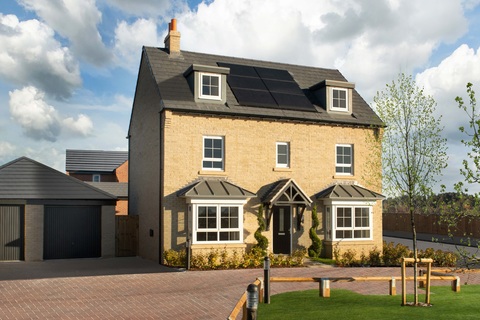 5 bedroom detached house for sale