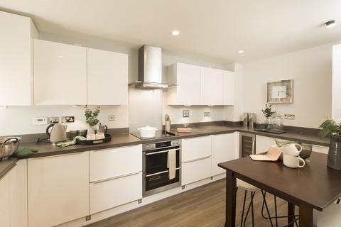 4 bedroom end terraced house for sale