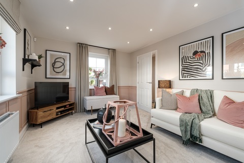 3 bedroom end terraced house for sale