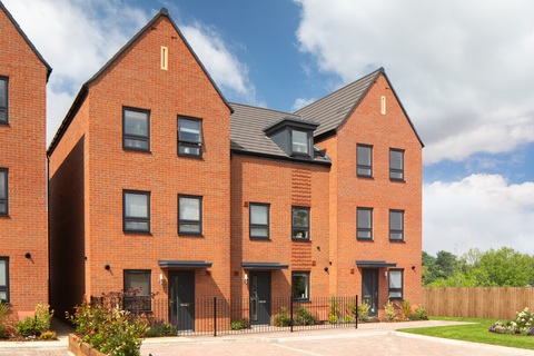 3 bedroom end terraced house for sale