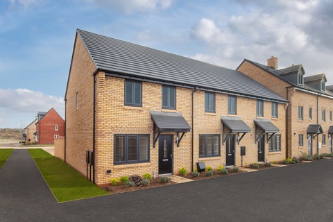 3 bedroom end terraced house for sale