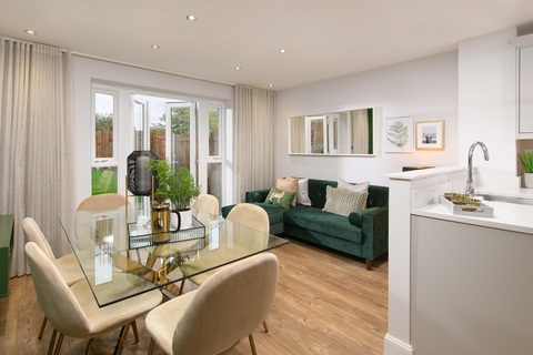 4 bedroom terraced house for sale