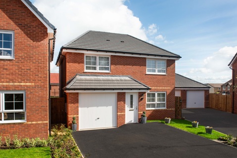 4 bedroom detached house for sale