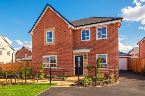 4 bedroom detached house for sale