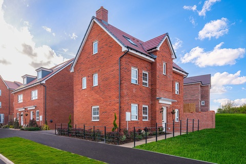 4 bedroom detached house for sale