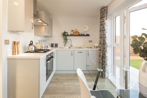 2 bedroom end terraced house for sale