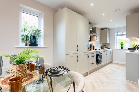 3 bedroom end terraced house for sale