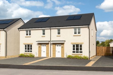 3 bedroom end terraced house for sale