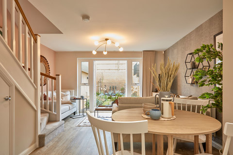 2 bedroom end terraced house for sale