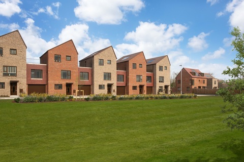 4 bedroom end terraced house for sale