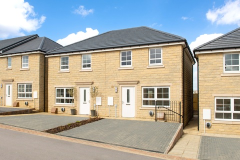 3 bedroom end terraced house for sale
