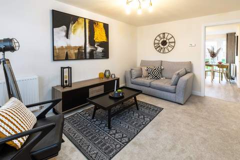 3 bedroom end terraced house for sale