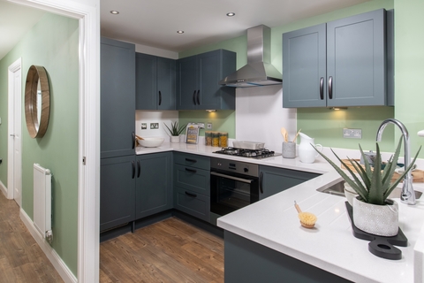3 bedroom end terraced house for sale