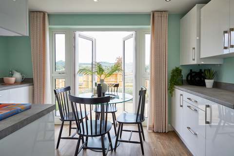2 bedroom end terraced house for sale
