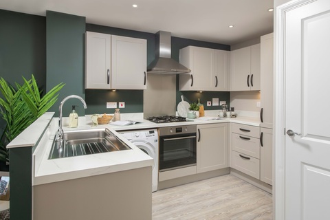 3 bedroom end terraced house for sale
