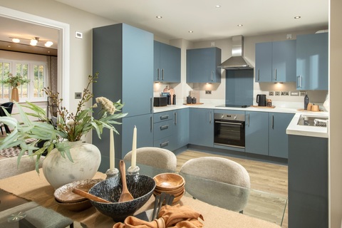 3 bedroom end terraced house for sale