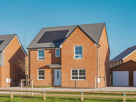 4 bedroom detached house for sale