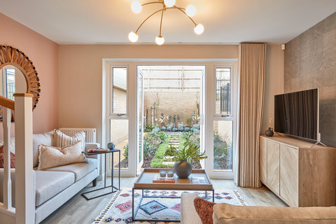 2 bedroom end terraced house for sale