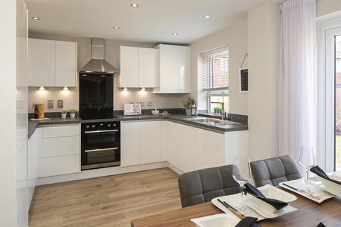 3 bedroom end terraced house for sale