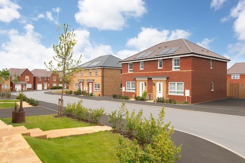 3 bedroom end terraced house for sale