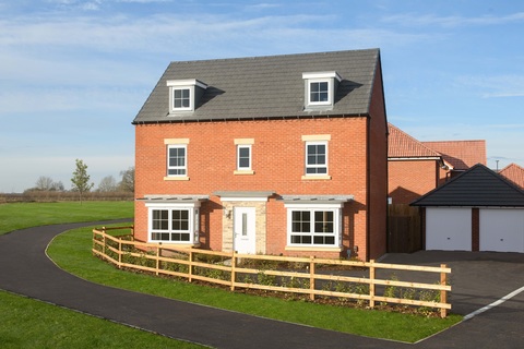 5 bedroom detached house for sale