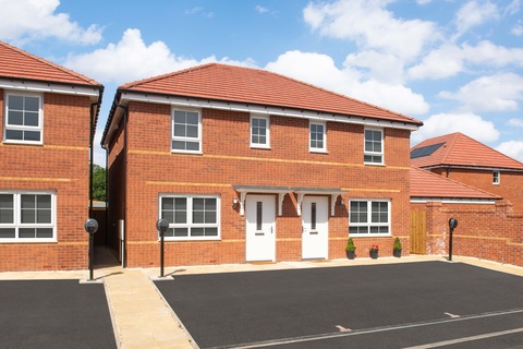 2 bedroom semi detached house for sale