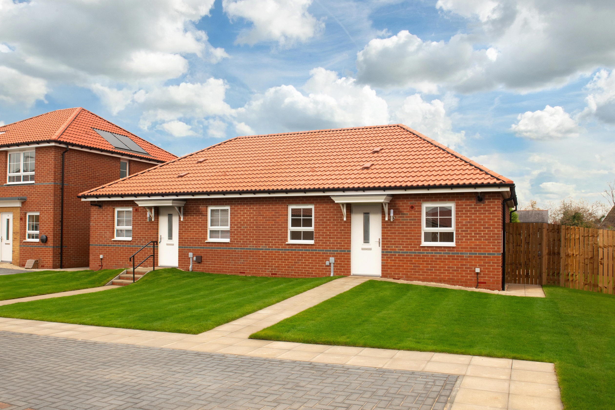 2 bedroom semi detached house for sale